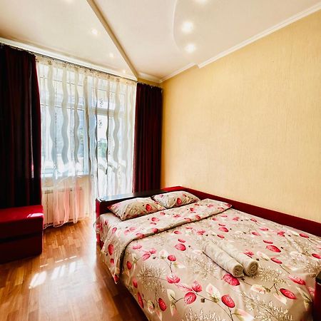 Appartement Kholodnaya Gora à Kharkiv Extérieur photo